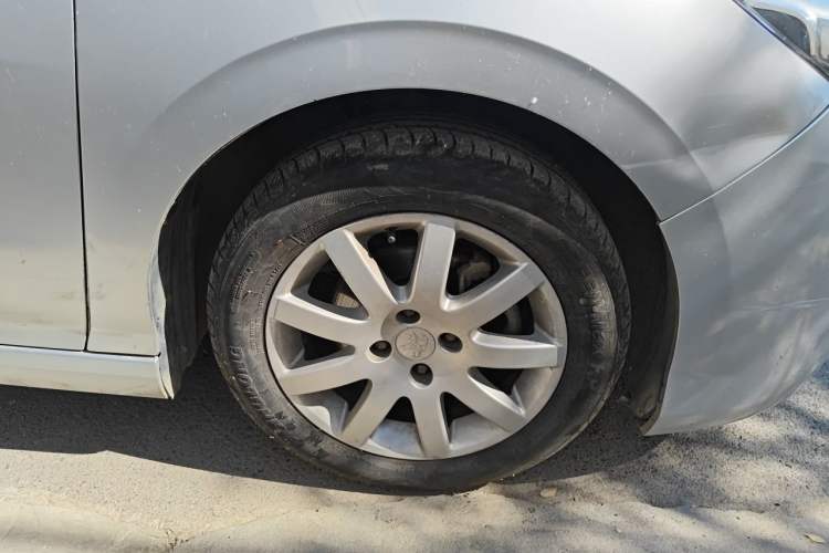 Used Peugeot 308 2013 1.6L Automatic YouShang Model Right Front Wheel Hub