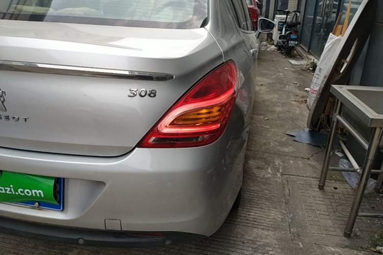 Used Peugeot 308 2013 1.6L Automatic YouShang Model Right Rear Taillight
