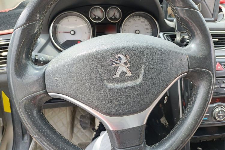 Used Peugeot 308 2013 1.6L Manual Fashion Model Steering Wheel