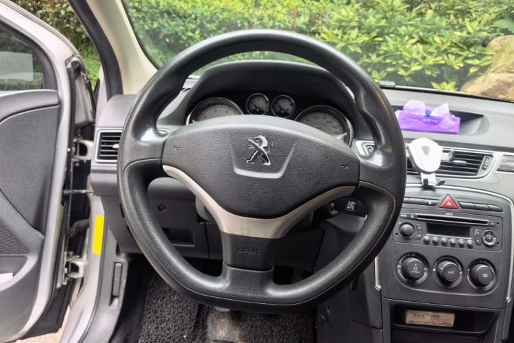Used Peugeot 308 2013 1.6L Manual YouShang Model Steering Wheel