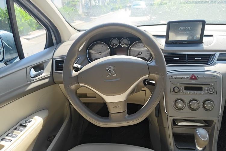 Used Peugeot 308 2013 1.6L Automatic YouShang Model Steering Wheel