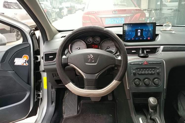 Used Peugeot 308 2013 1.6L Automatic YouShang Model Steering Wheel