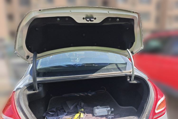 Used Peugeot 308 2013 1.6L Manual YouShang Model Trunk