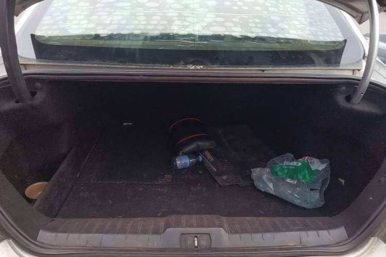 Used Peugeot 308 2013 1.6L Automatic YouShang Model Trunk