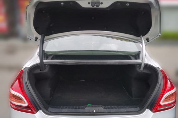 Used Peugeot 308 2013 1.6L Manual YouShang Model Trunk