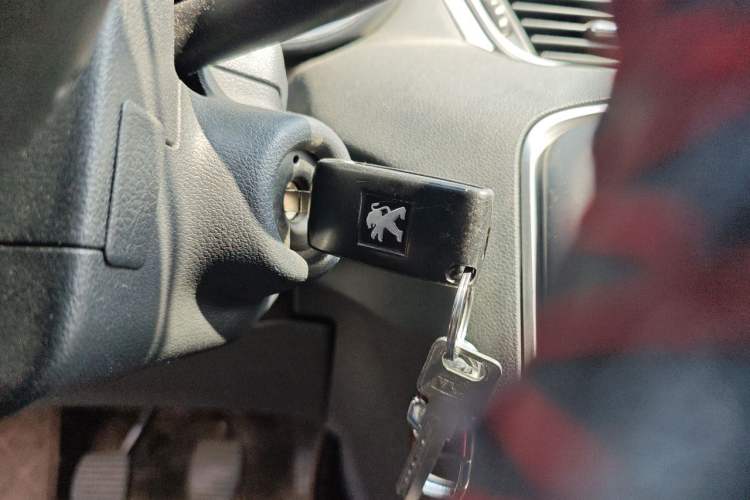 Used Peugeot 308 2013 1.6L Manual YouShang Model Vehicle Key