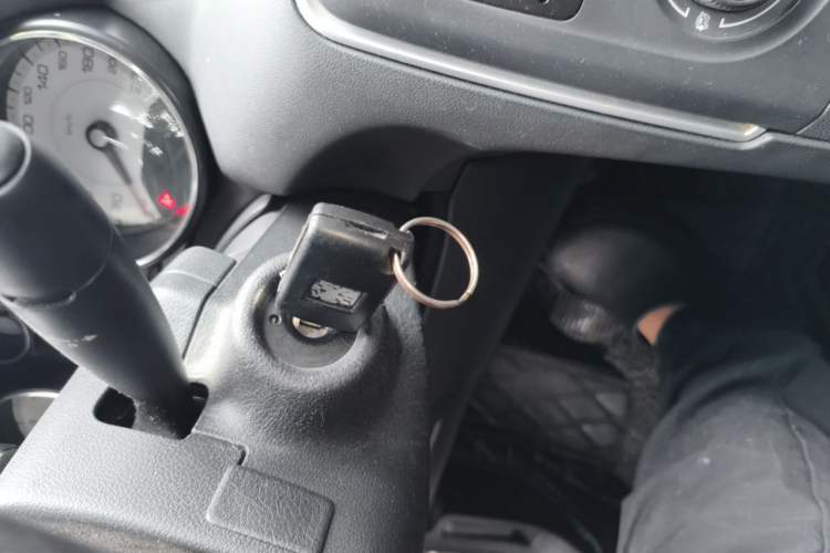 Used Peugeot 308 2013 1.6L Manual YouShang Model Vehicle Key