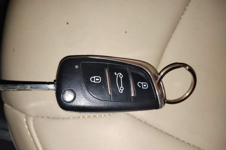 Used Peugeot 308 2013 1.6L Automatic Fashion Model Vehicle Key