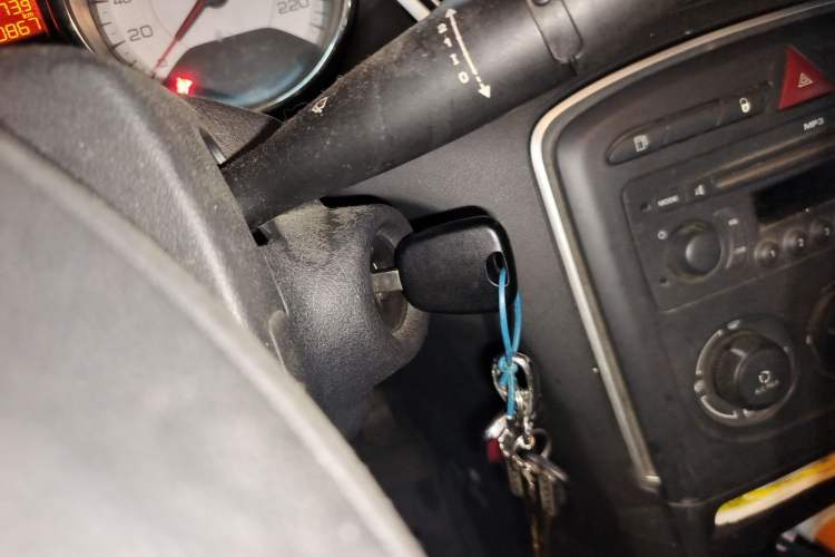 Used Peugeot 308 2013 1.6L Manual YouShang Model Vehicle Key