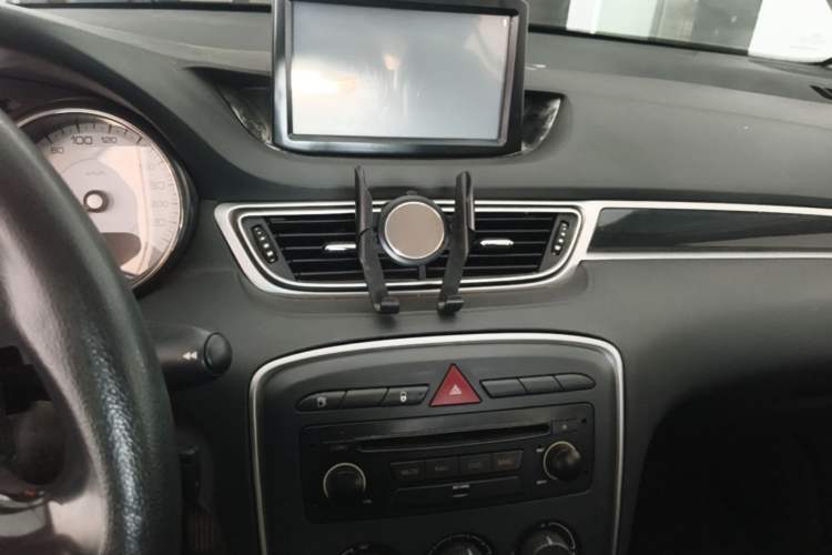 Used Peugeot 308 2013 1.6L Manual YouShang Model Audio And AC Panel