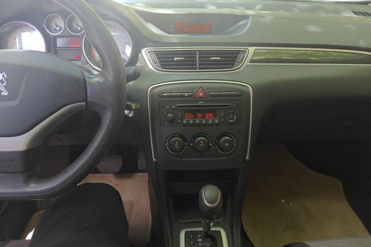 Used Peugeot 308 2013 1.6L Automatic YouShang Model Audio And AC Panel