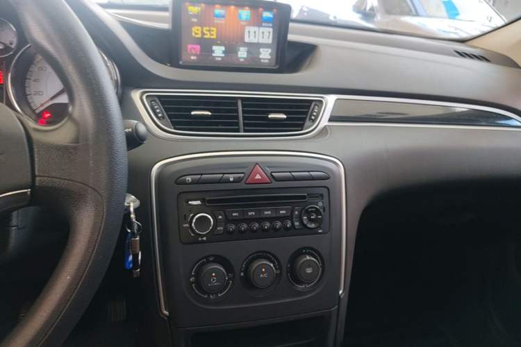 Used Peugeot 308 2013 1.6L Automatic YouShang Model Audio And AC Panel