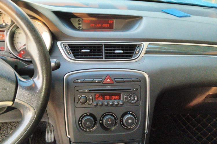 Used Peugeot 308 2013 1.6L Automatic YouShang Model Audio And AC Panel