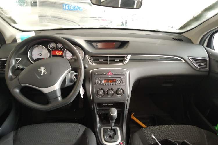 Used Peugeot 308 2013 1.6L Automatic YouShang Model Audio And AC Panel
