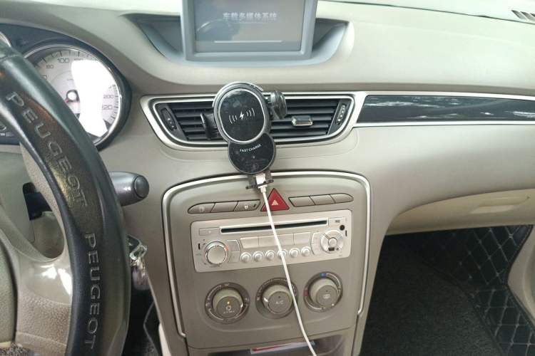 Used Peugeot 308 2013 1.6L Automatic YouShang Model Audio And AC Panel