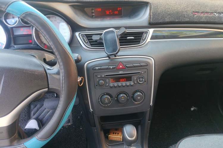 Used Peugeot 308 2013 1.6L Automatic YouShang Model Audio And AC Panel