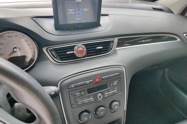 Used Peugeot 308 2013 1.6L Automatic YouShang Model Audio And AC Panel