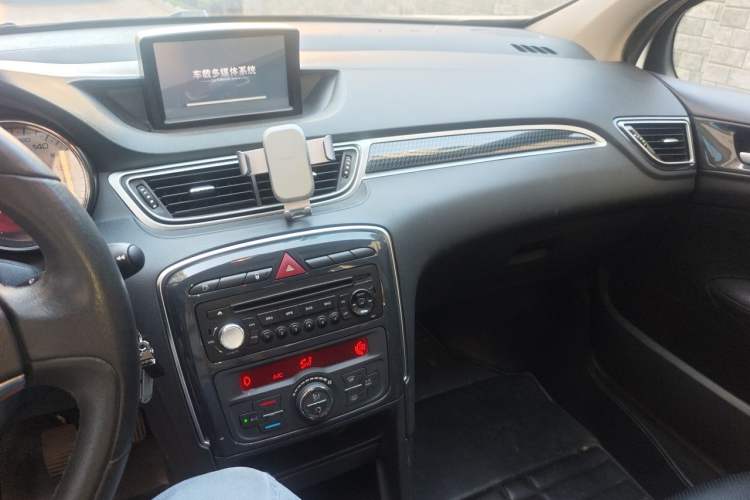 Used Peugeot 308 2013 1.6L Manual Fashion Model Audio And AC Panel
