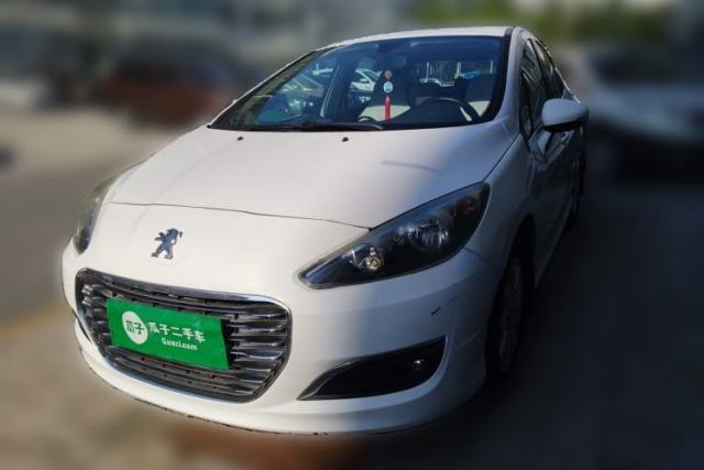 Używany Peugeot 308 2013 1.6L Manual YouShang Model