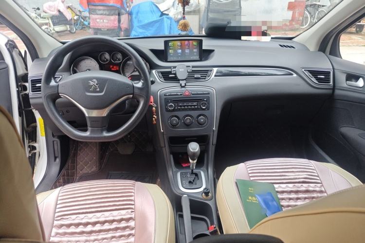 Used Peugeot 308 2013 1.6L Automatic YouShang Model Center Console
