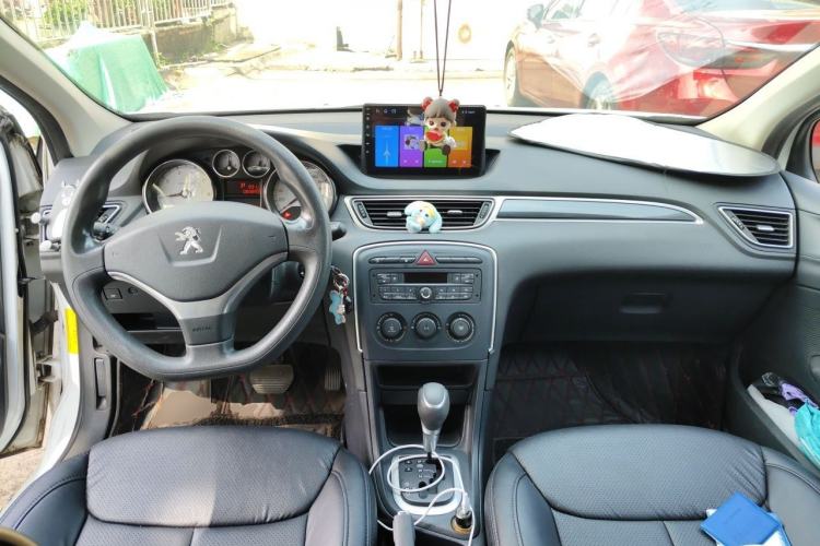 Used Peugeot 308 2013 1.6L Automatic YouShang Model Center Console