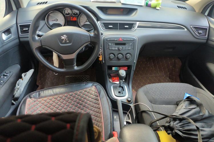 Used Peugeot 308 2013 1.6L Automatic YouShang Model Center Console