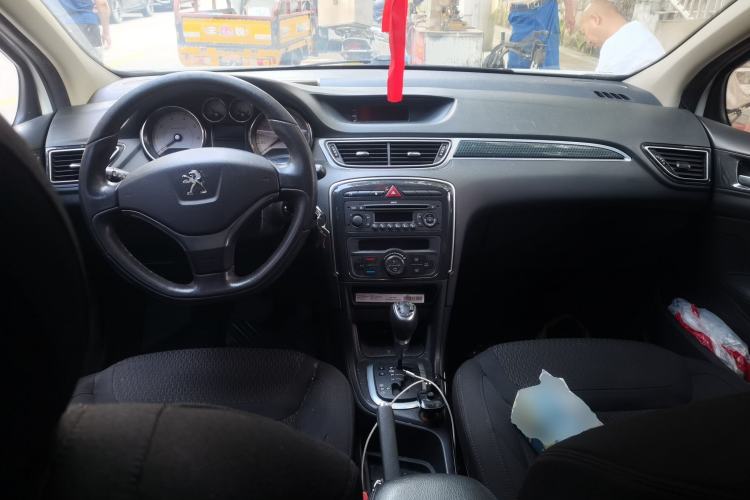 Used Peugeot 308 2013 1.6L Automatic Fashion Model Center Console