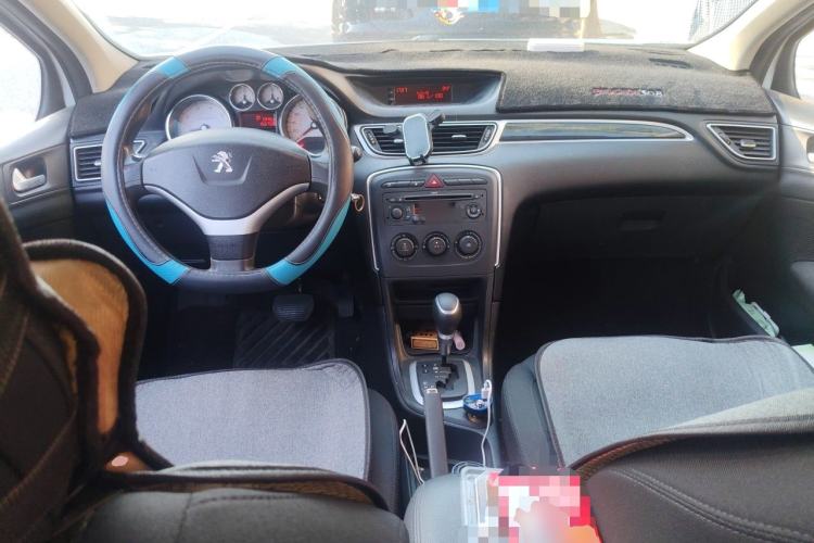 Used Peugeot 308 2013 1.6L Automatic YouShang Model Center Console