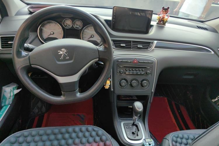 Used Peugeot 308 2013 1.6L Automatic YouShang Model Center Console