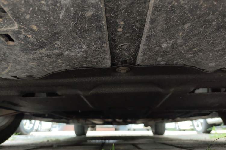 Used Peugeot 308 2013 1.6L Manual YouShang Model Chassis Front