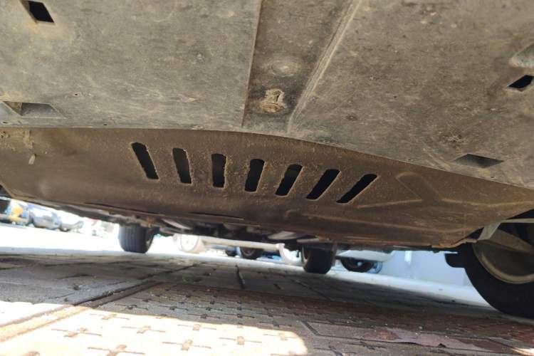 Used Peugeot 308 2013 1.6L Manual YouShang Model Chassis Front