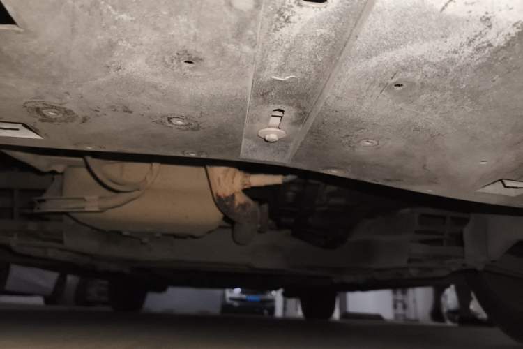 Used Peugeot 308 2013 1.6L Manual YouShang Model CNG Chassis Front