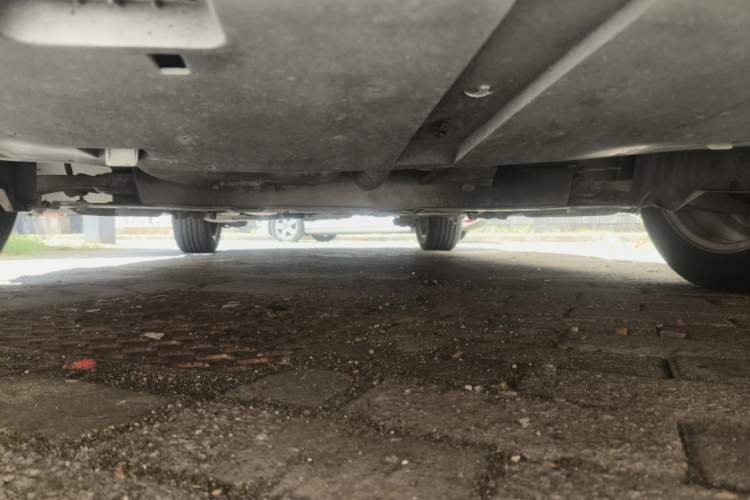 Used Peugeot 308 2013 1.6L Manual YouShang Model Chassis Front