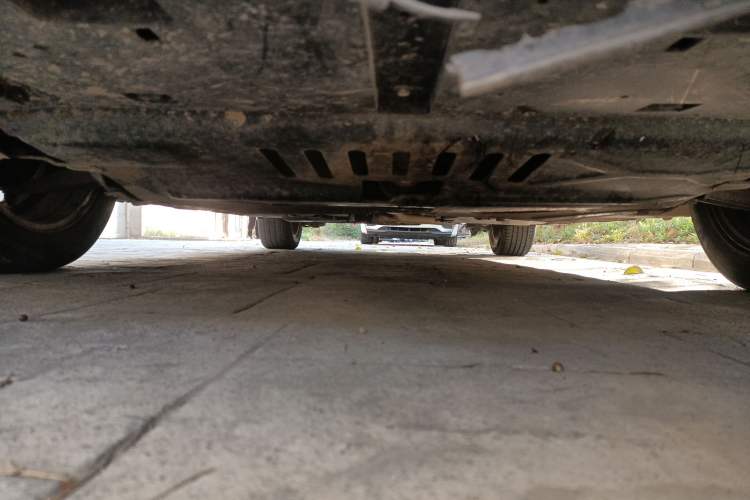 Used Peugeot 308 2013 1.6L Manual YouShang Model Chassis Front