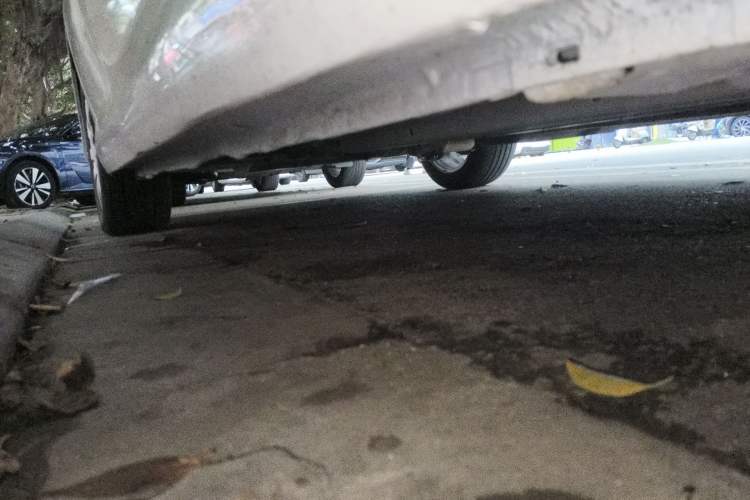 Used Peugeot 308 2013 1.6L Manual YouShang Model Chassis Front Right