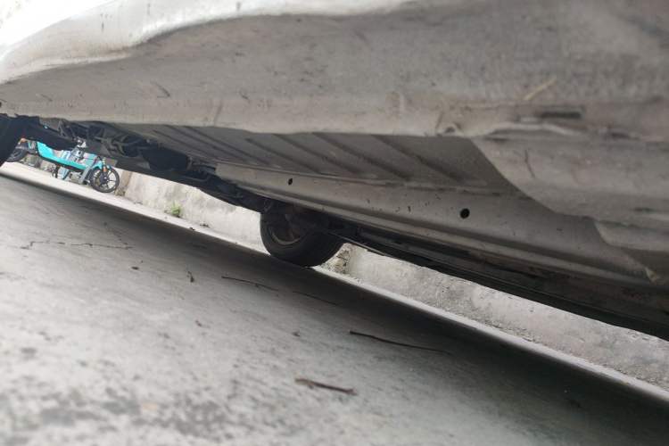 Used Peugeot 308 2013 1.6L Manual YouShang Model Chassis Front Right