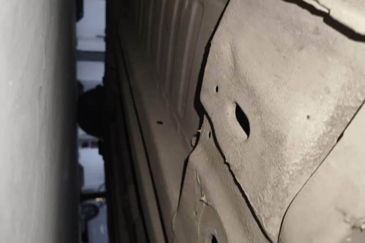 Used Peugeot 308 2013 1.6L Manual YouShang Model CNG Chassis Front Right