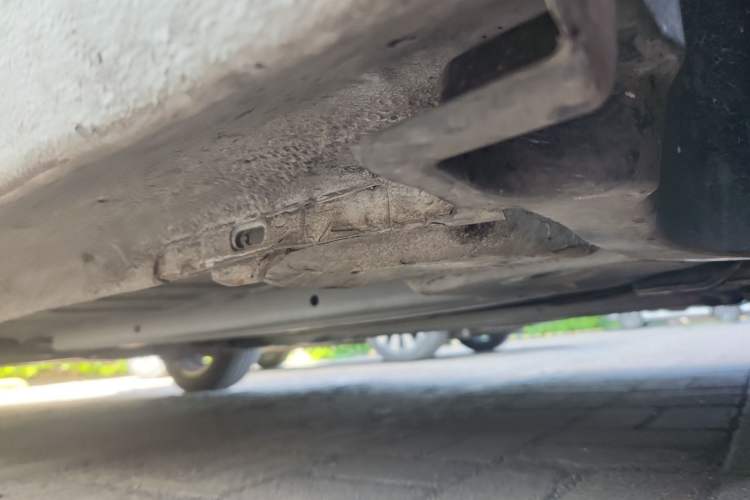 Used Peugeot 308 2013 1.6L Manual YouShang Model Chassis Front Right