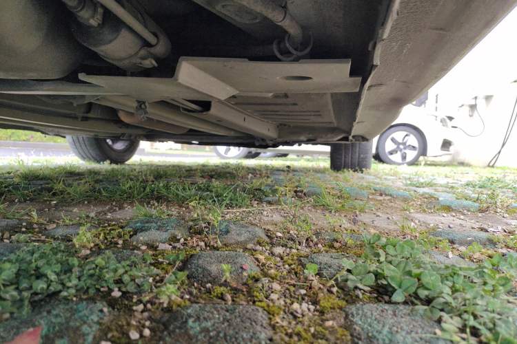 Used Peugeot 308 2013 1.6L Manual YouShang Model Chassis Rear