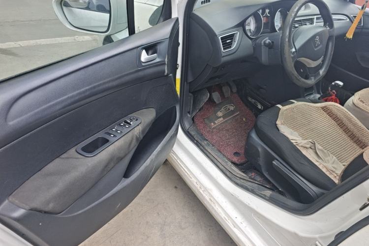 Used Peugeot 308 2013 1.6L Manual YouShang Model Driver Seat