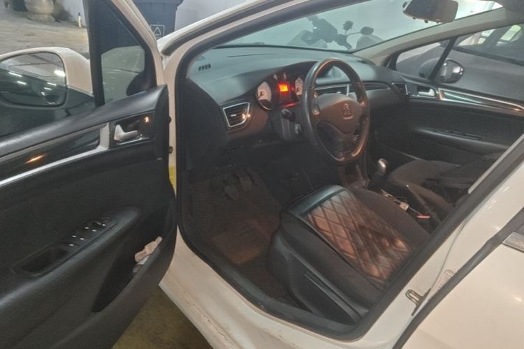 Used Peugeot 308 2013 1.6L Manual YouShang Model Driver Seat