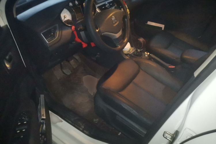 Used Peugeot 308 2013 1.6L Manual YouShang Model Driver Seat