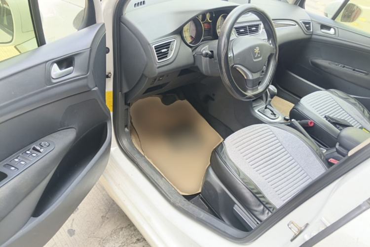 Used Peugeot 308 2013 1.6L Automatic Fashionable Chen Kun Excellent Edition Driver Seat