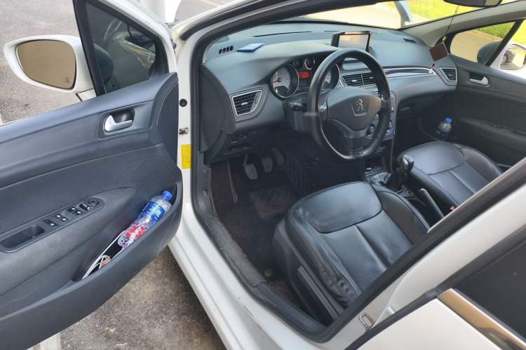 Used Peugeot 308 2013 1.6L Manual YouShang Model Driver Seat