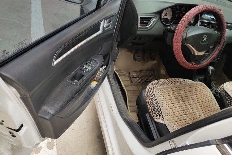 Used Peugeot 308 2013 1.6L Manual Fashion Model Driver Seat