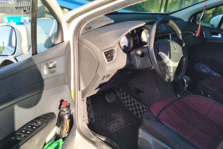 Used Peugeot 308 2013 1.6L Automatic YouShang Model Driver Seat