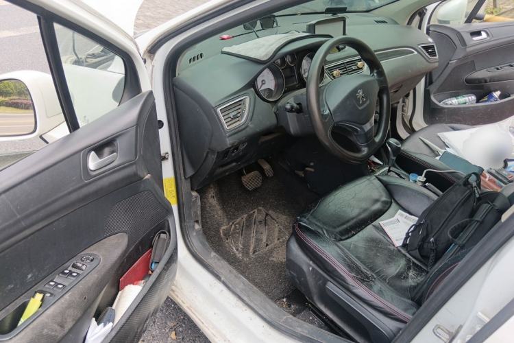 Used Peugeot 308 2013 1.6L Automatic YouShang Model Driver Seat