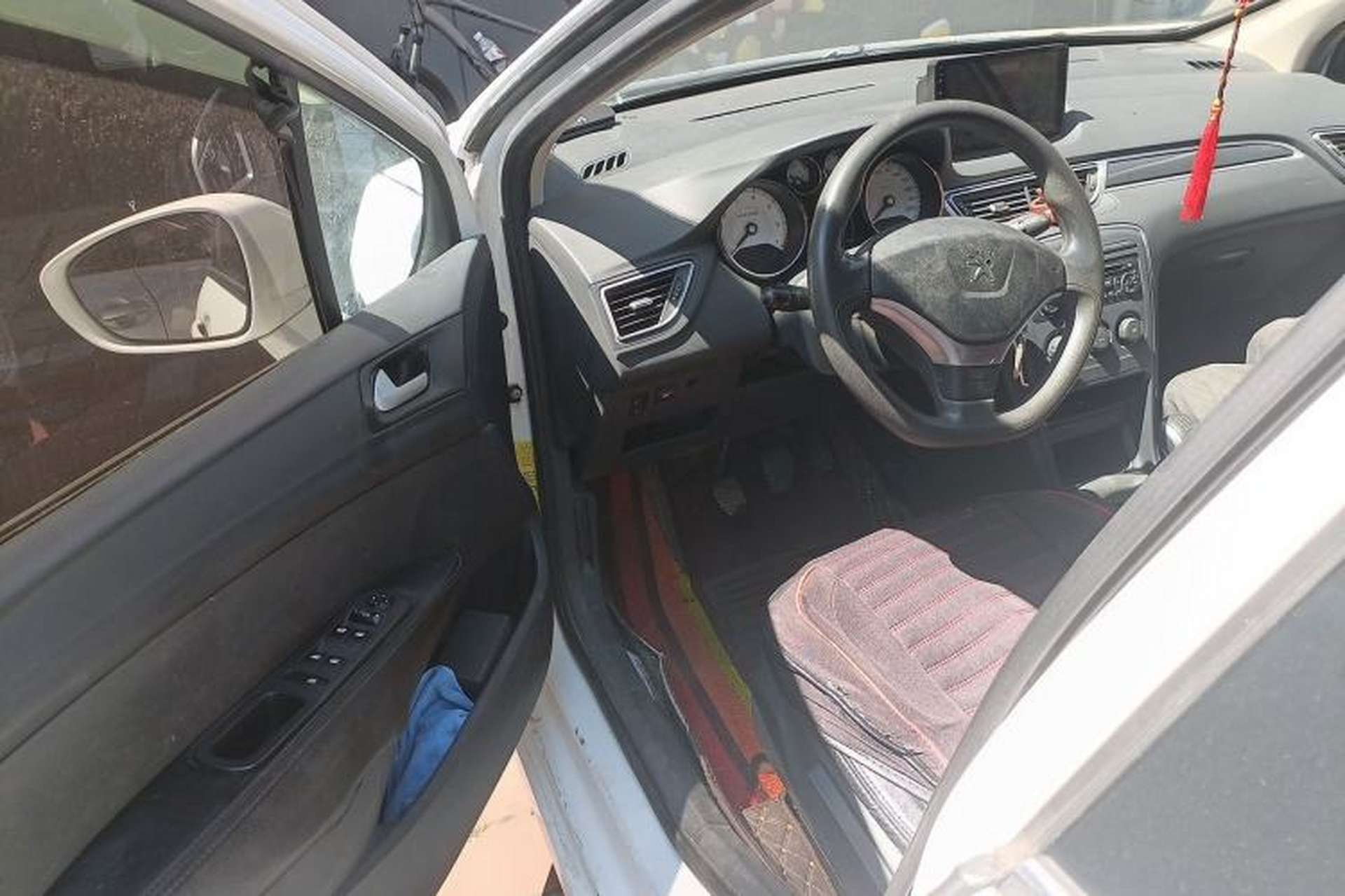 Used Peugeot 308 2013 1.6L Manual YouShang Model Driver Seat