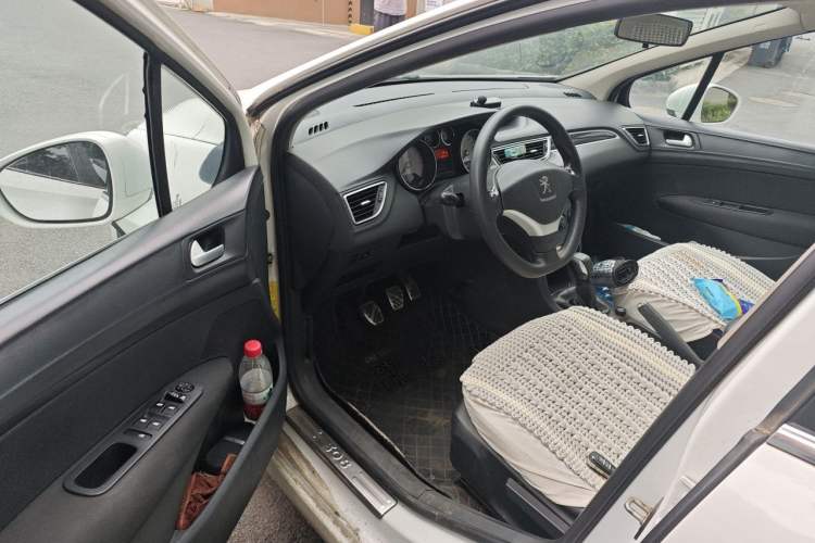 Used Peugeot 308 2013 1.6L Manual YouShang Model Driver Seat