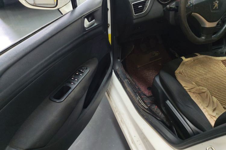 Used Peugeot 308 2013 1.6L Manual YouShang Model Driver Seat